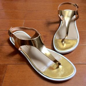 BCBG real goat leather sandals made in Italy